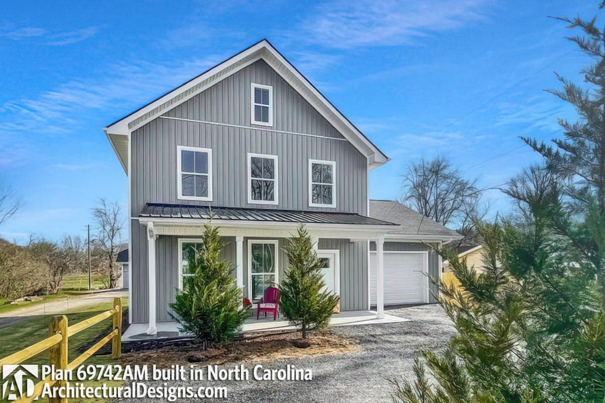 build gallery item - House Plan 69742AM Comes to Life in North Carolina, Again!!