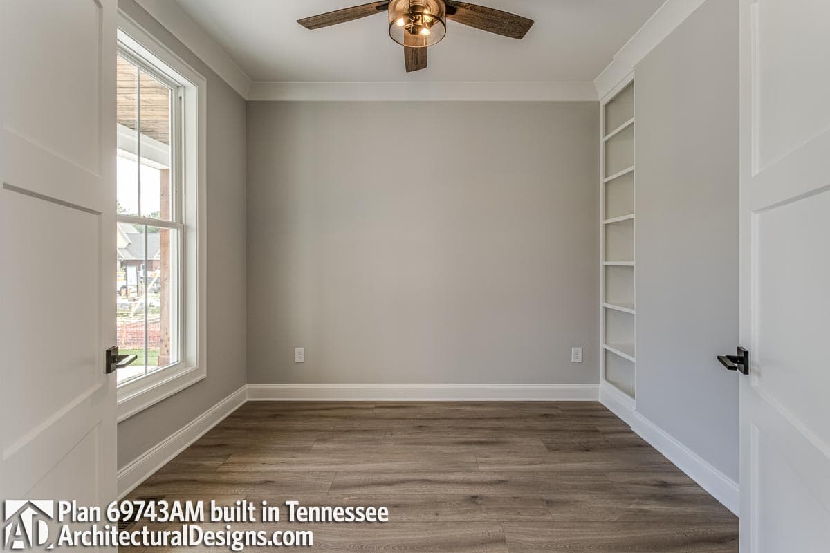 Client Photo id:  381255