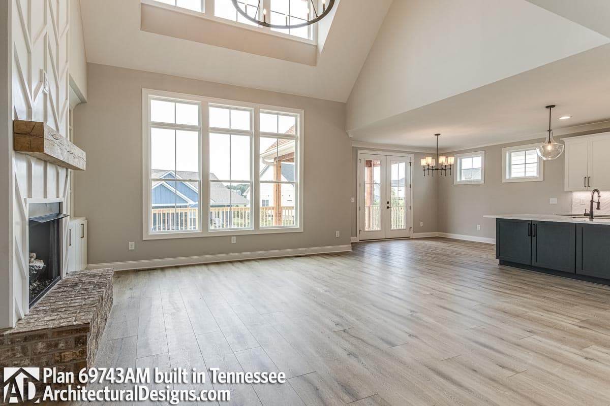 Client Photo id:  381253