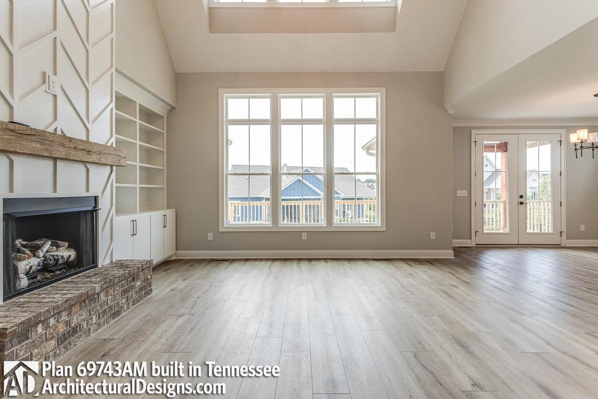 Client Photo id:  381252