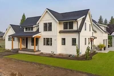 Two-level Modern Farmhouse with Main-level Master