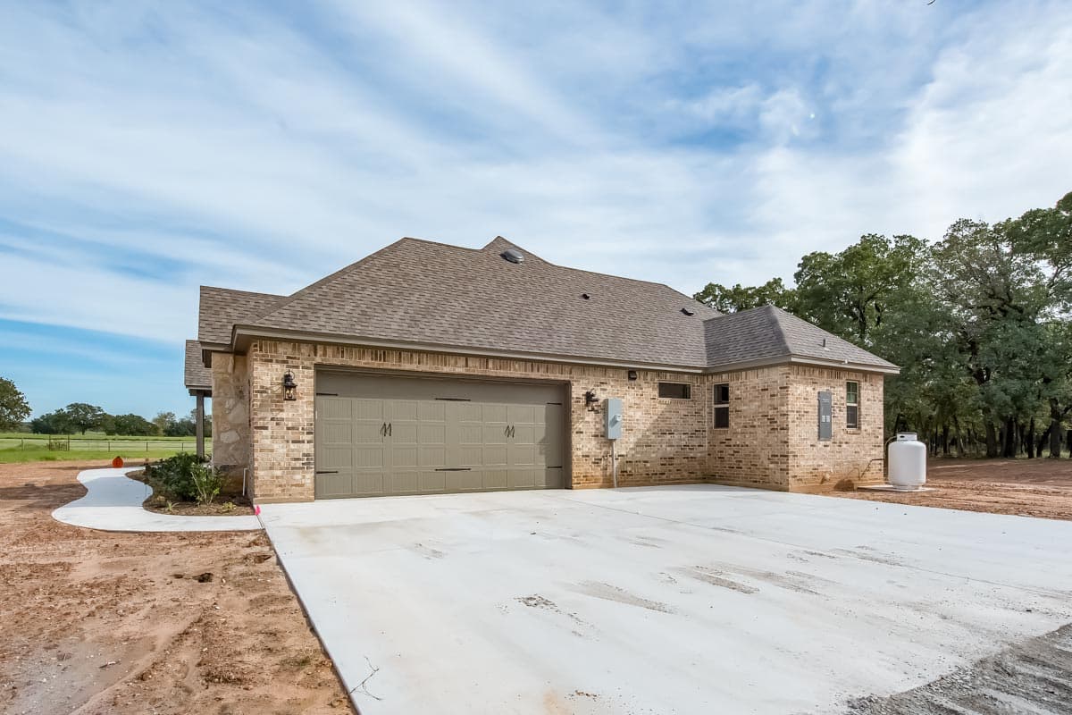 Plan 68638VR: Hill Country Ranch Home Plan with Dramatic Family Room - 2709 Sq Ft - Image #12 - Country, Hill Country, Mountain, Ranch