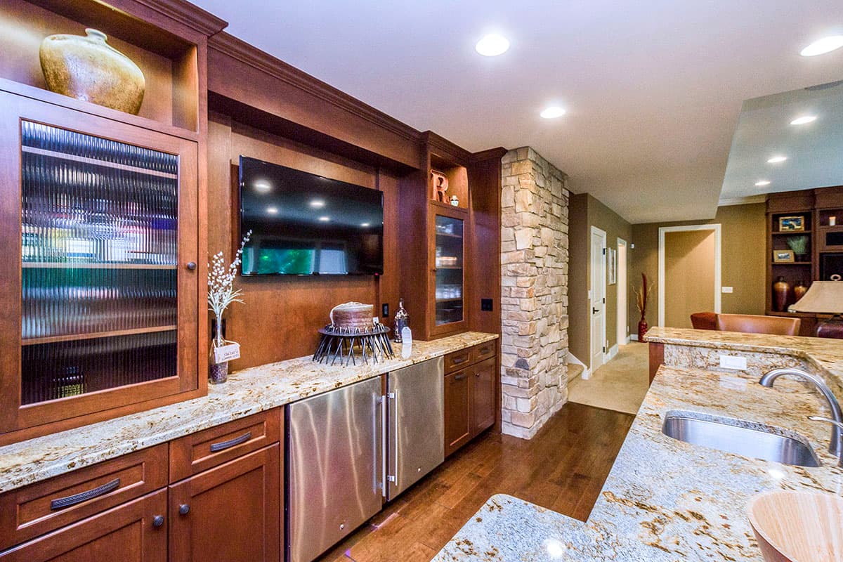 Plan 890136AH: Walkout Ranch Home Plan with 4-Car Garage - Image #13 - New American, Ranch