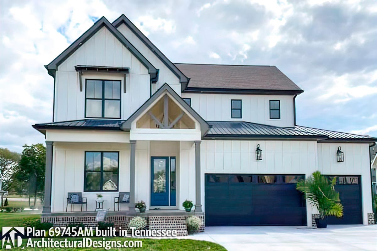 build gallery item - House Plan 69745AM Comes to Life in Tennessee