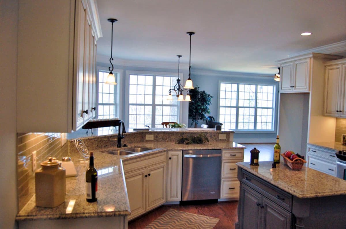 Plan 710333BTZ: House Plan with Distinctive Fieldstone and Cedar Shake - Image #4 - Southern, Traditional