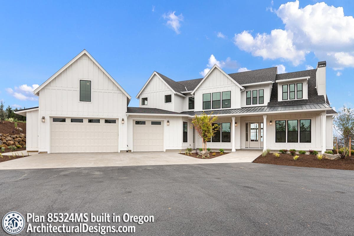 build gallery item - Exclusive Modern Farmhouse Plan 85324MS Comes to Life in Oregon