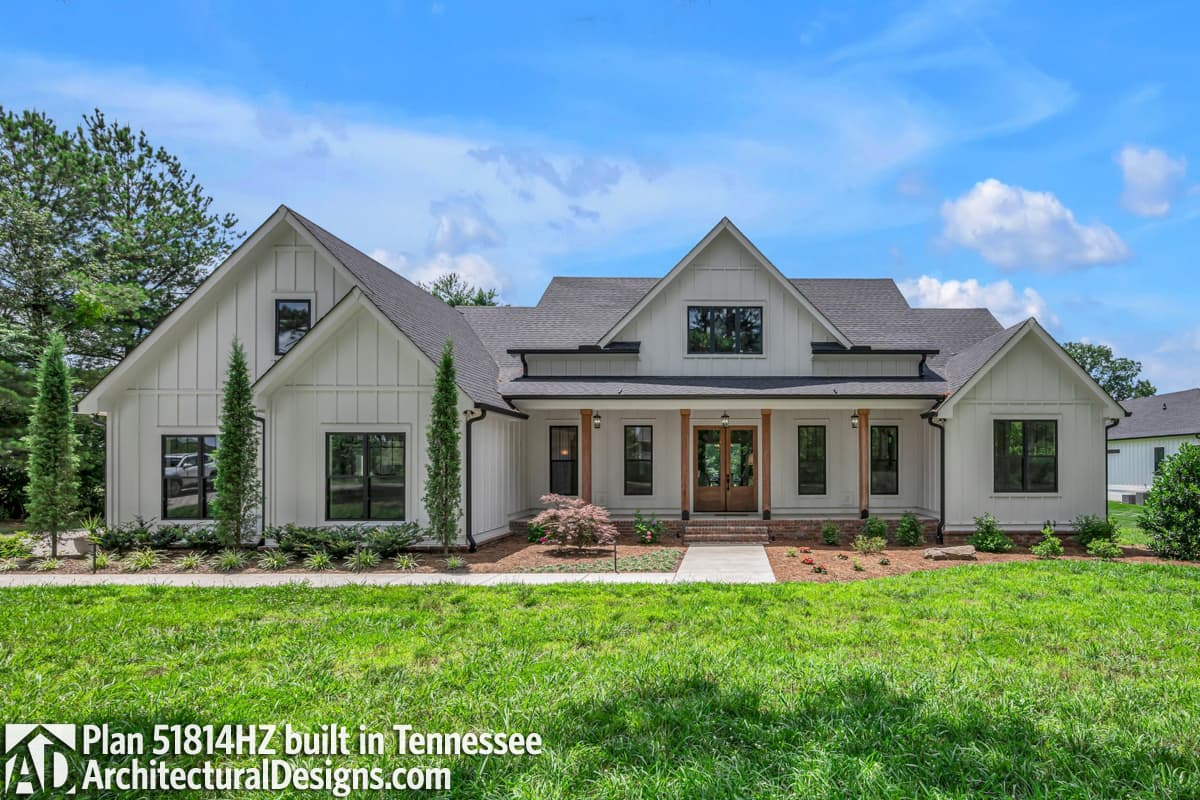 build gallery item - Modern Farmhouse Plan 51814HZ Comes to Life in Tennessee