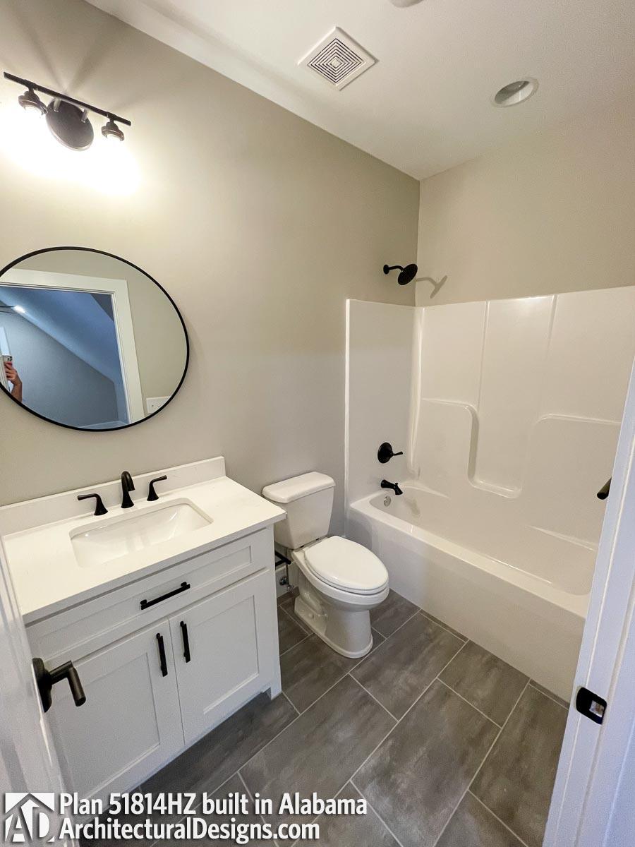 Client Photo id:  384044