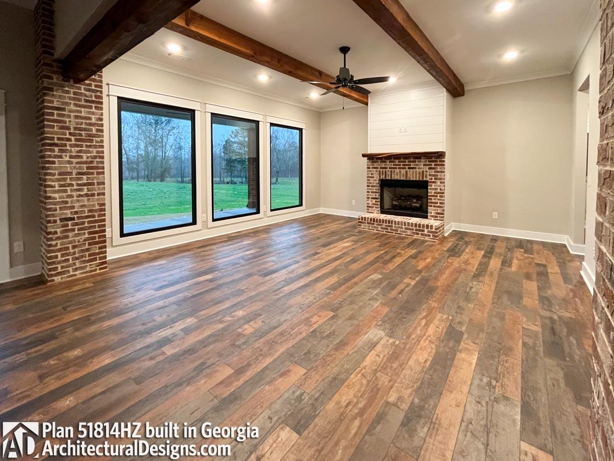 Client Photo id:  395835