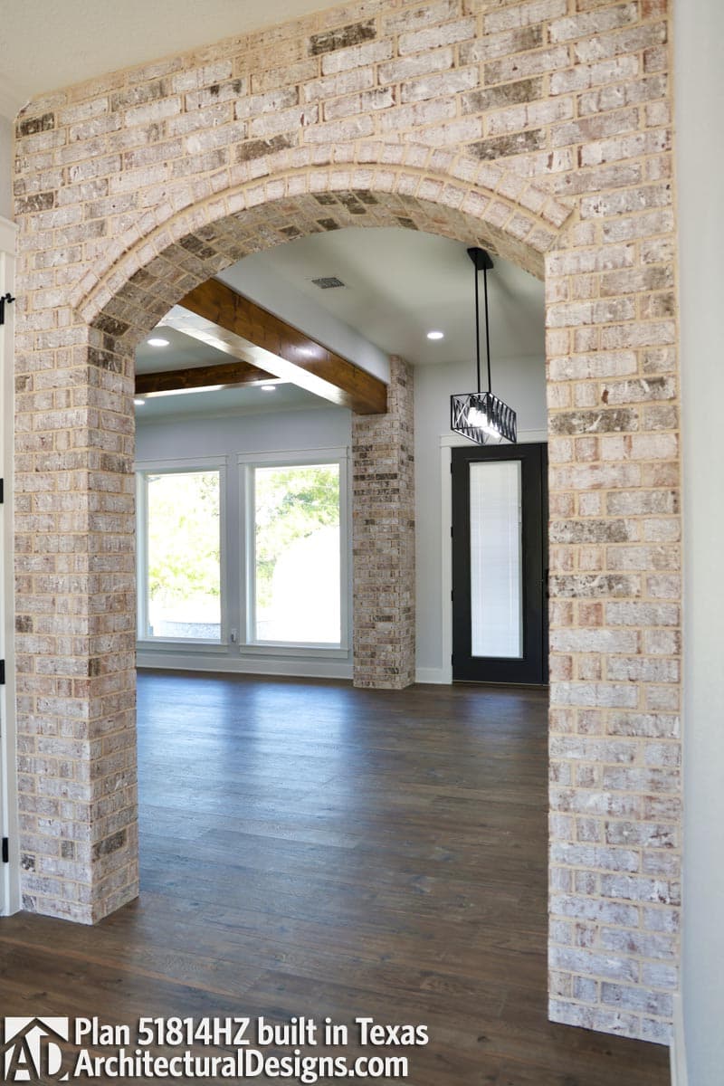 Client Photo id:  438137