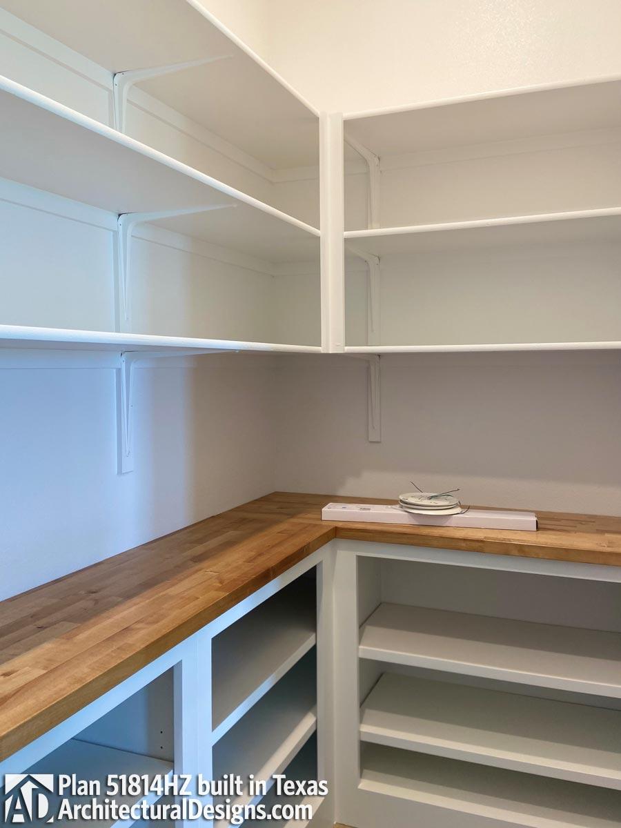 Client Photo id:  369375