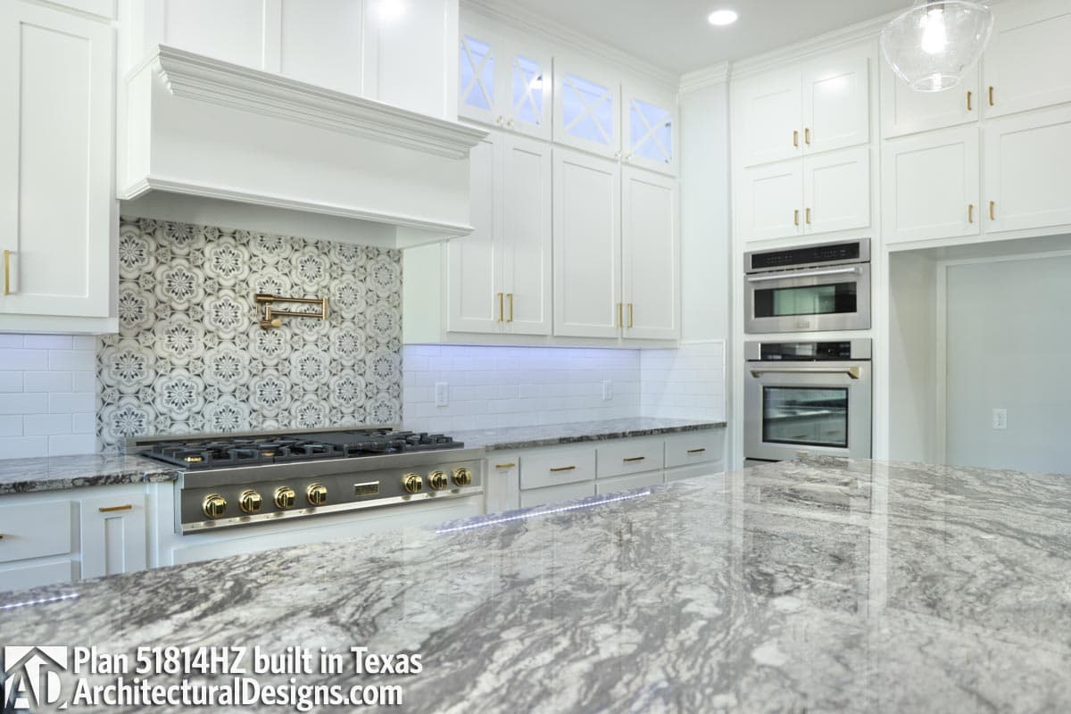 Client Photo id:  438127