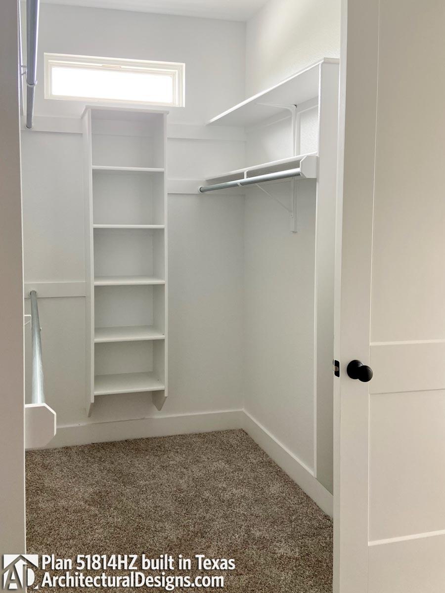 Client Photo id:  369383