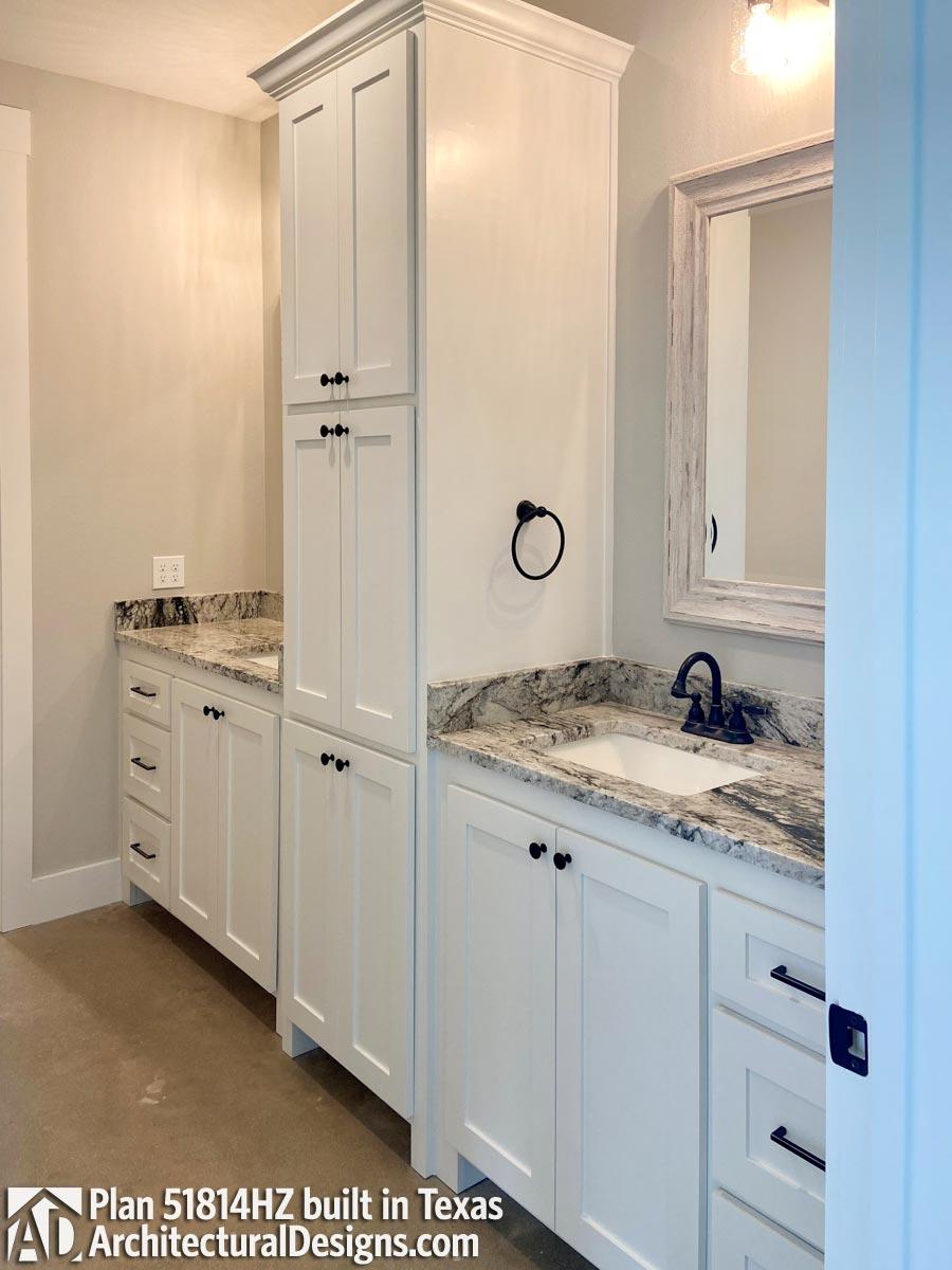 Client Photo id:  369386