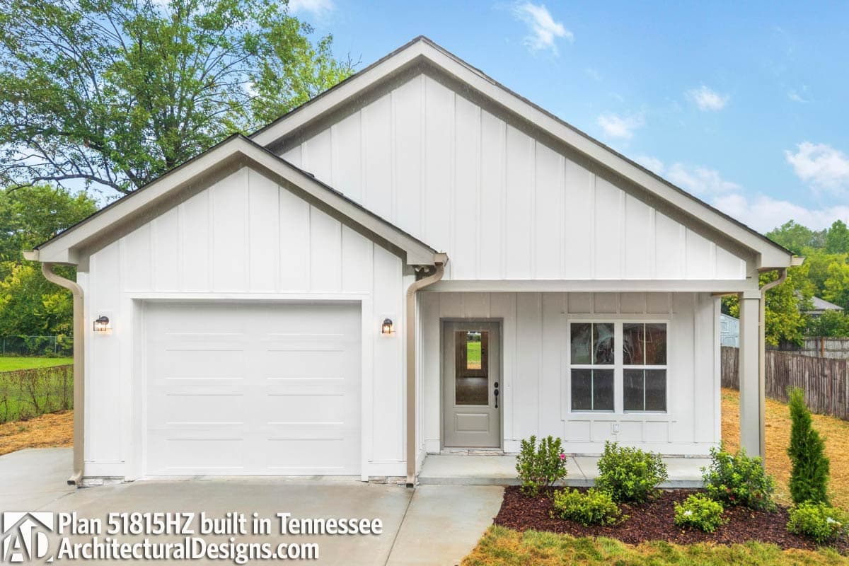 build gallery item - House Plan 51815HZ Comes to Life in Tennessee