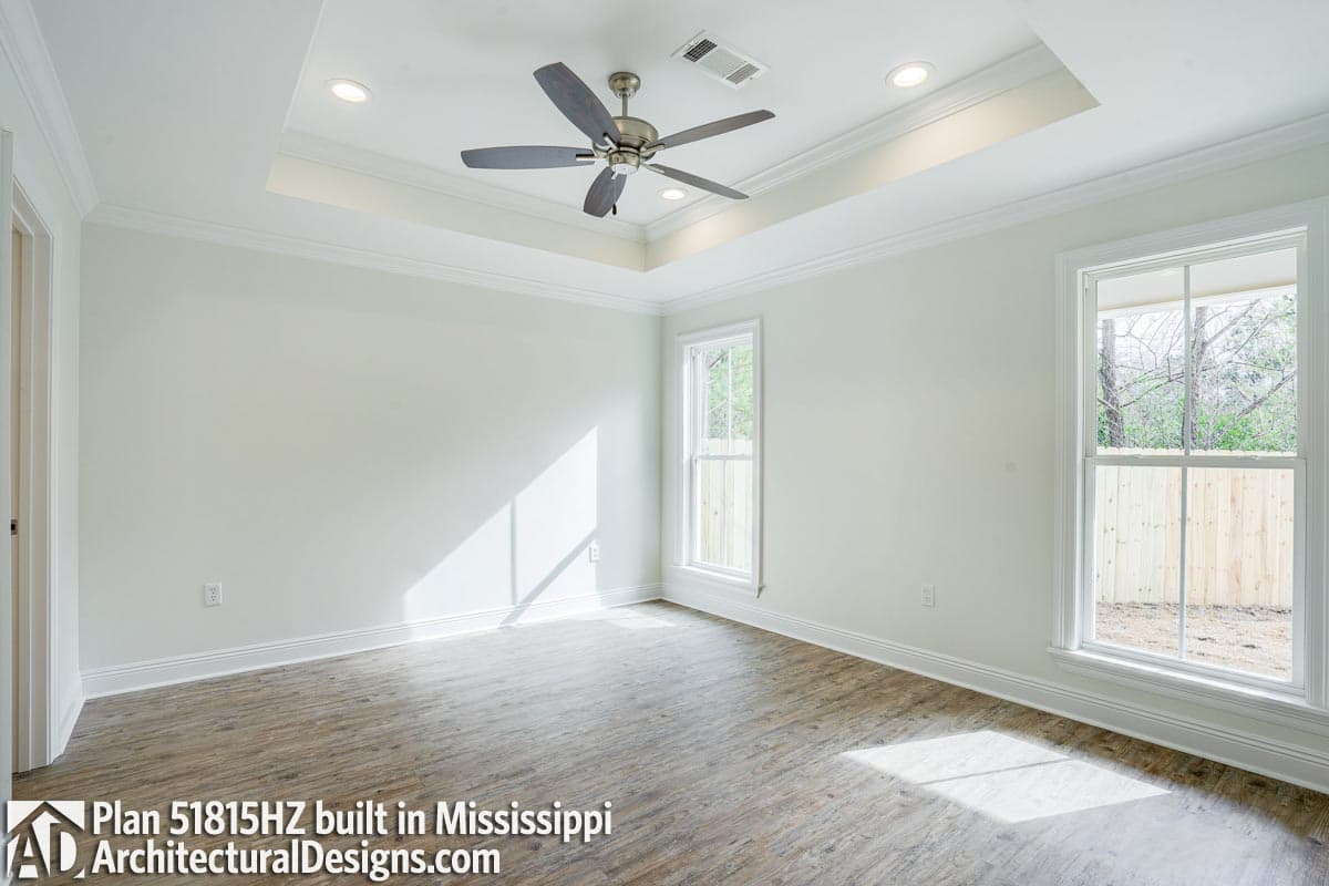 Plan 51815HZ: 3-Bed Ranch House Plan with Vaulted Ceiling - 1292 Sq Ft - Image #8 - Cottage, Country, Craftsman, New American, Traditional