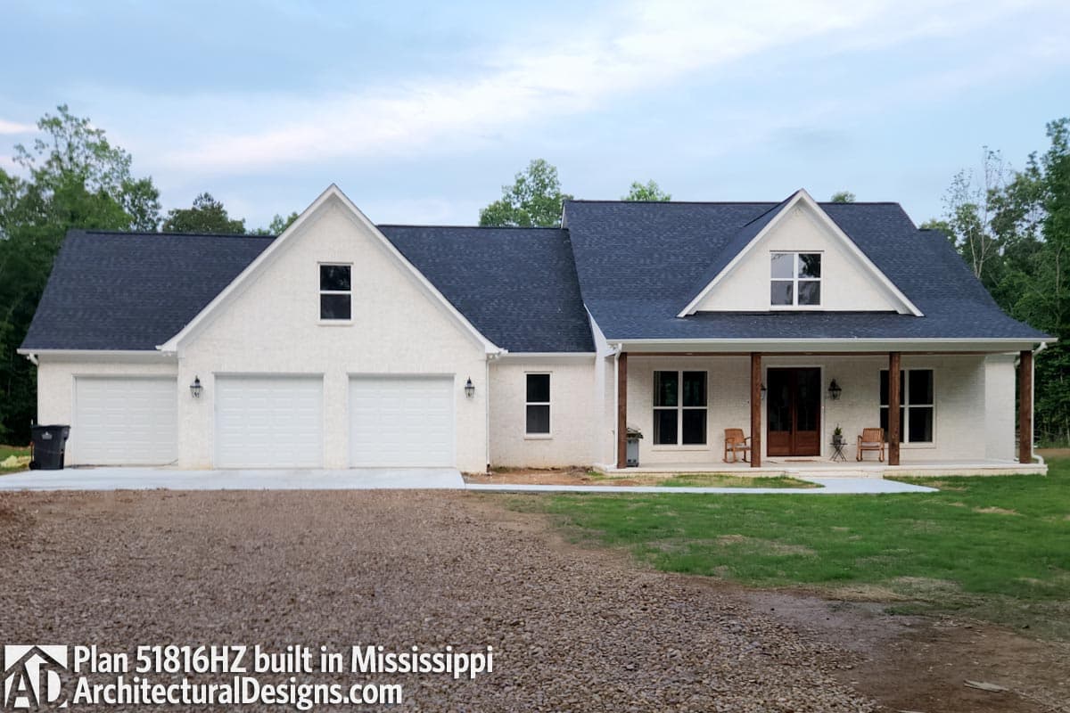 build gallery item - Modern Farmhouse Plan 51816HZ Comes to Life in Georgia