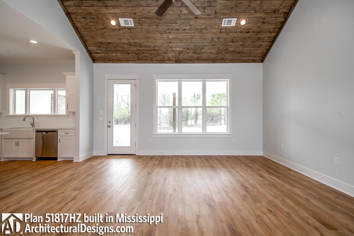 Client Photo id:  369443