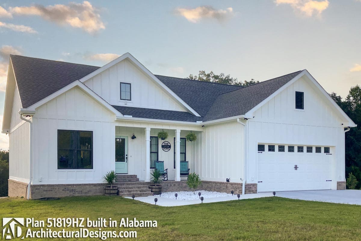 build gallery item - Farmhouse Plan 51819HZ Comes to Life in Alabama