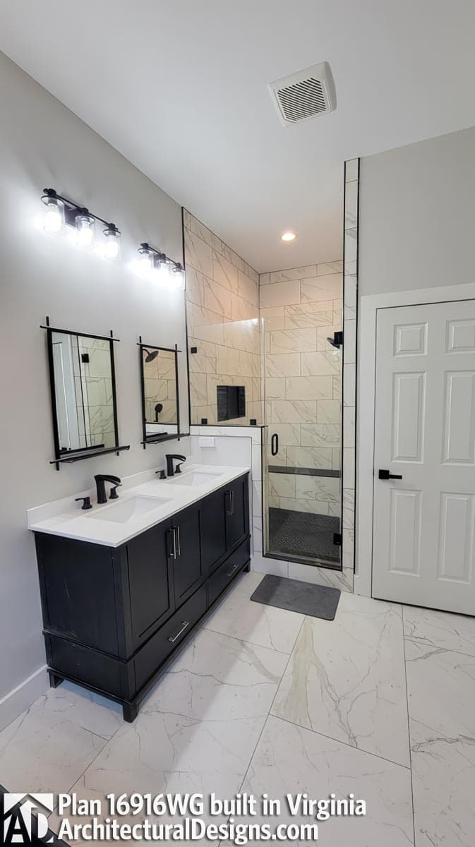 Client Photo id:  484116