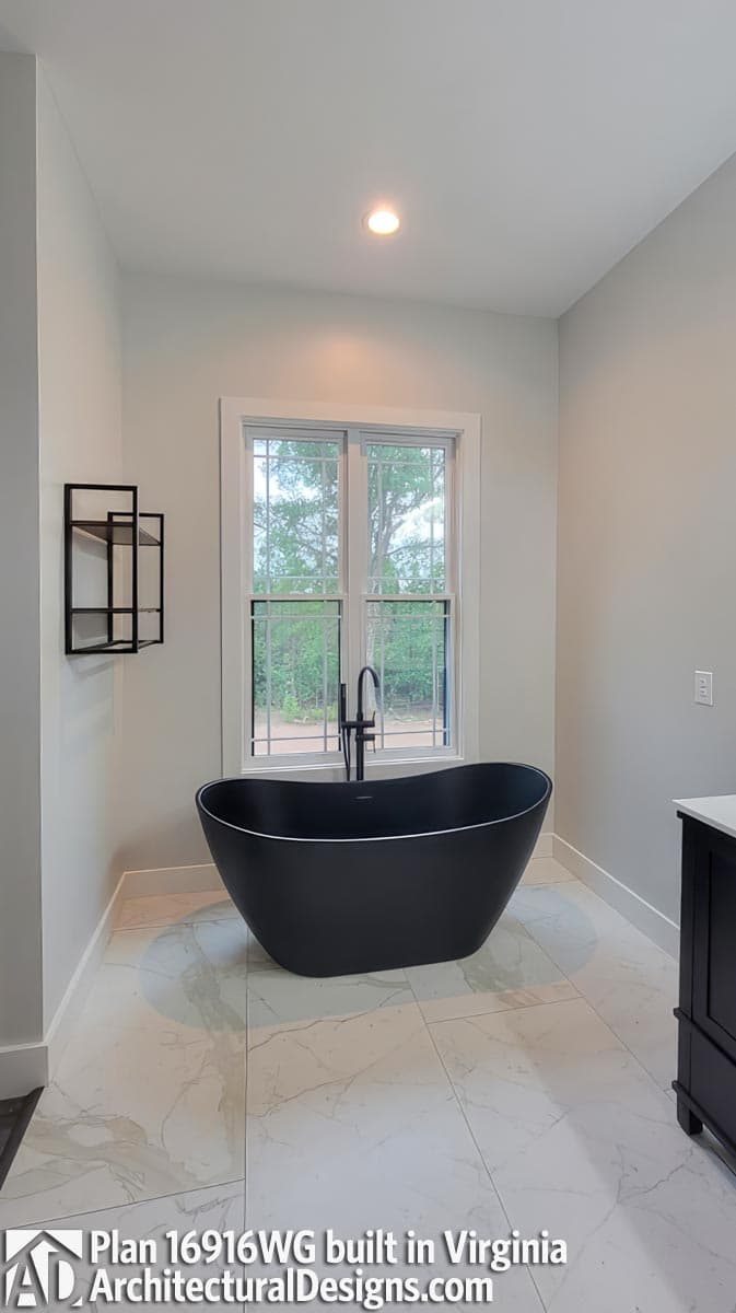 Client Photo id:  484114