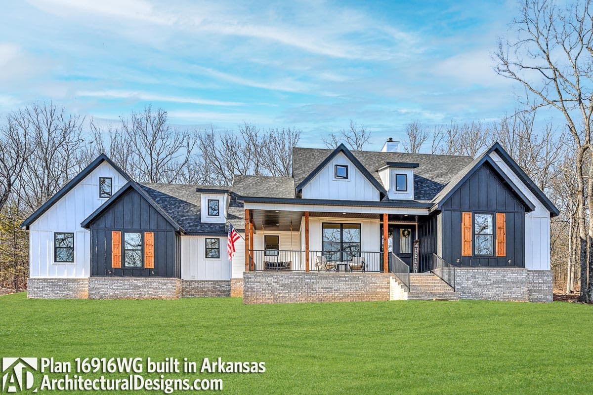 build gallery item - Modern Farmhouse Plan 16916WG Comes to Life in Arkansas