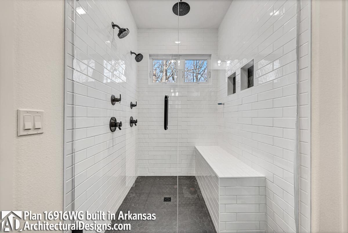 Client Photo id:  396872