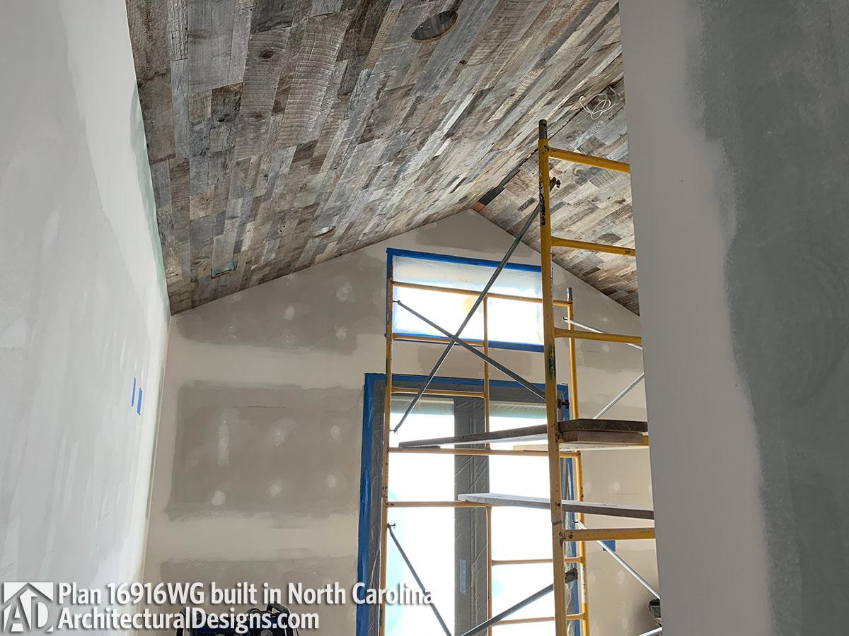 Client Photo id:  351430