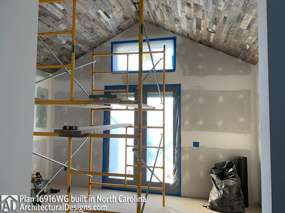 Client Photo id:  351432