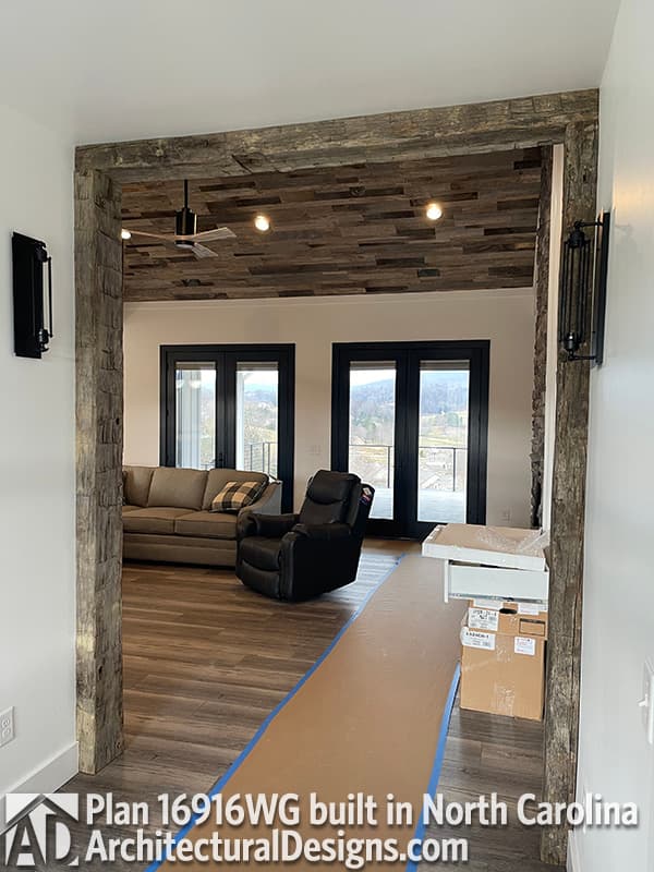 Client Photo id:  358214