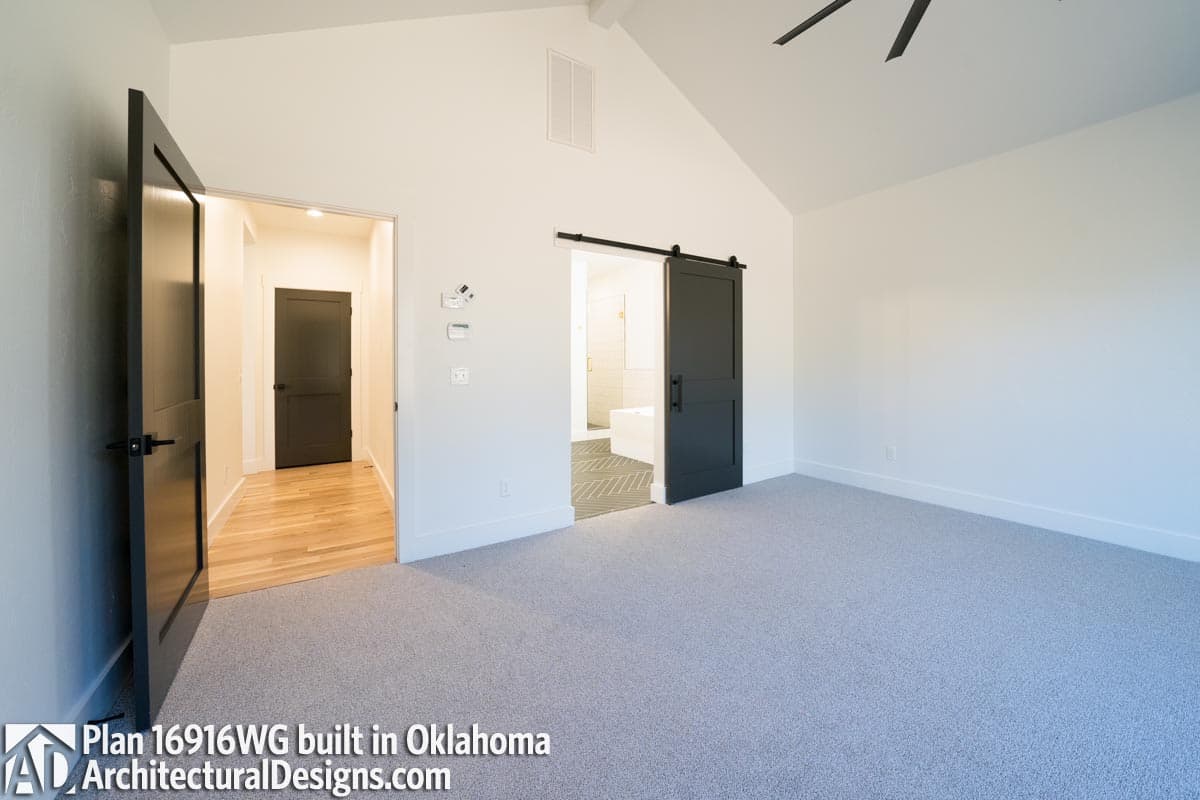 Client Photo id:  361131