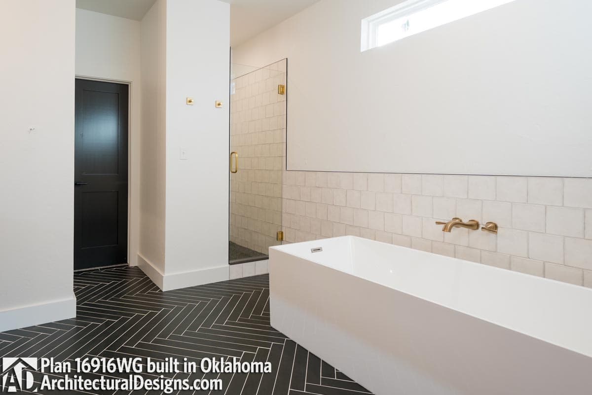 Client Photo id:  361128