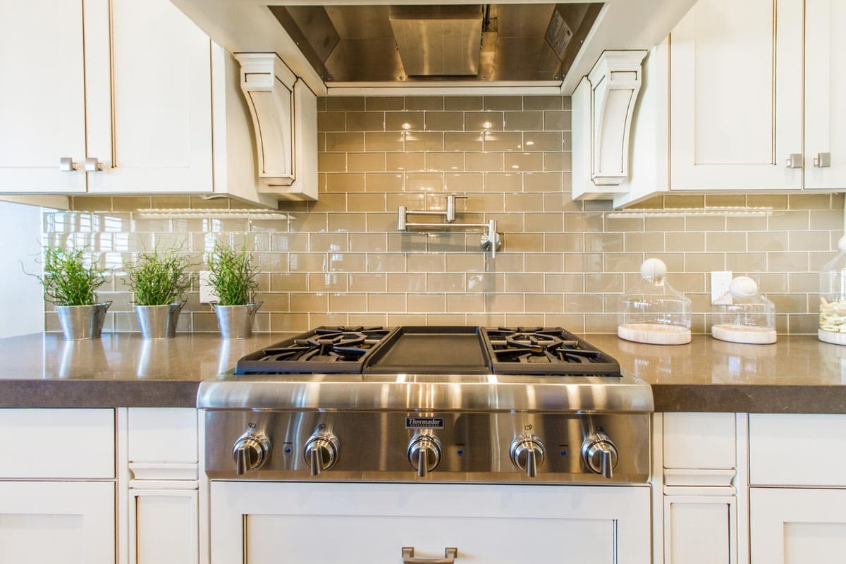 Plan 910071WHD: Exclusive New American Home Plan with Main-Level Master - Image #15 - Craftsman, New American