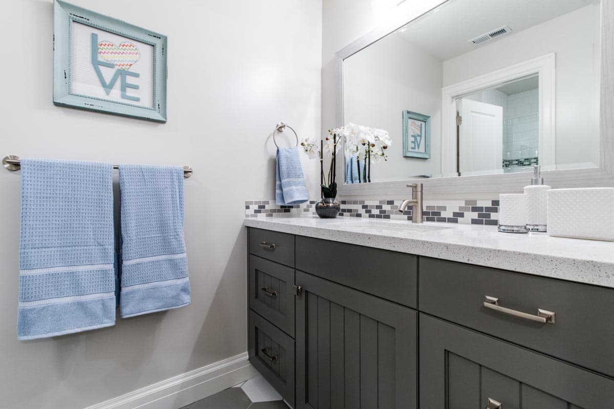 Plan 910071WHD: Exclusive New American Home Plan with Main-Level Master - Image #29 - Craftsman, New American