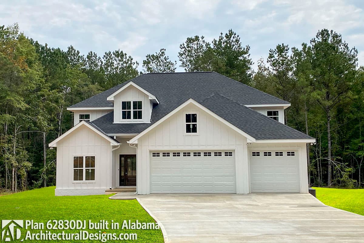build gallery item - House Plan 62830DJ Comes to Life in Alabama