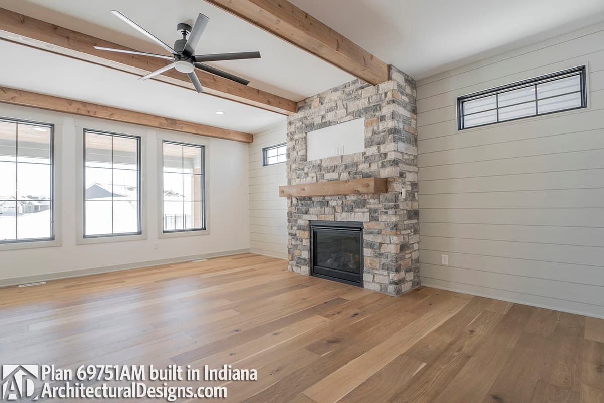 Client Photo id:  416223