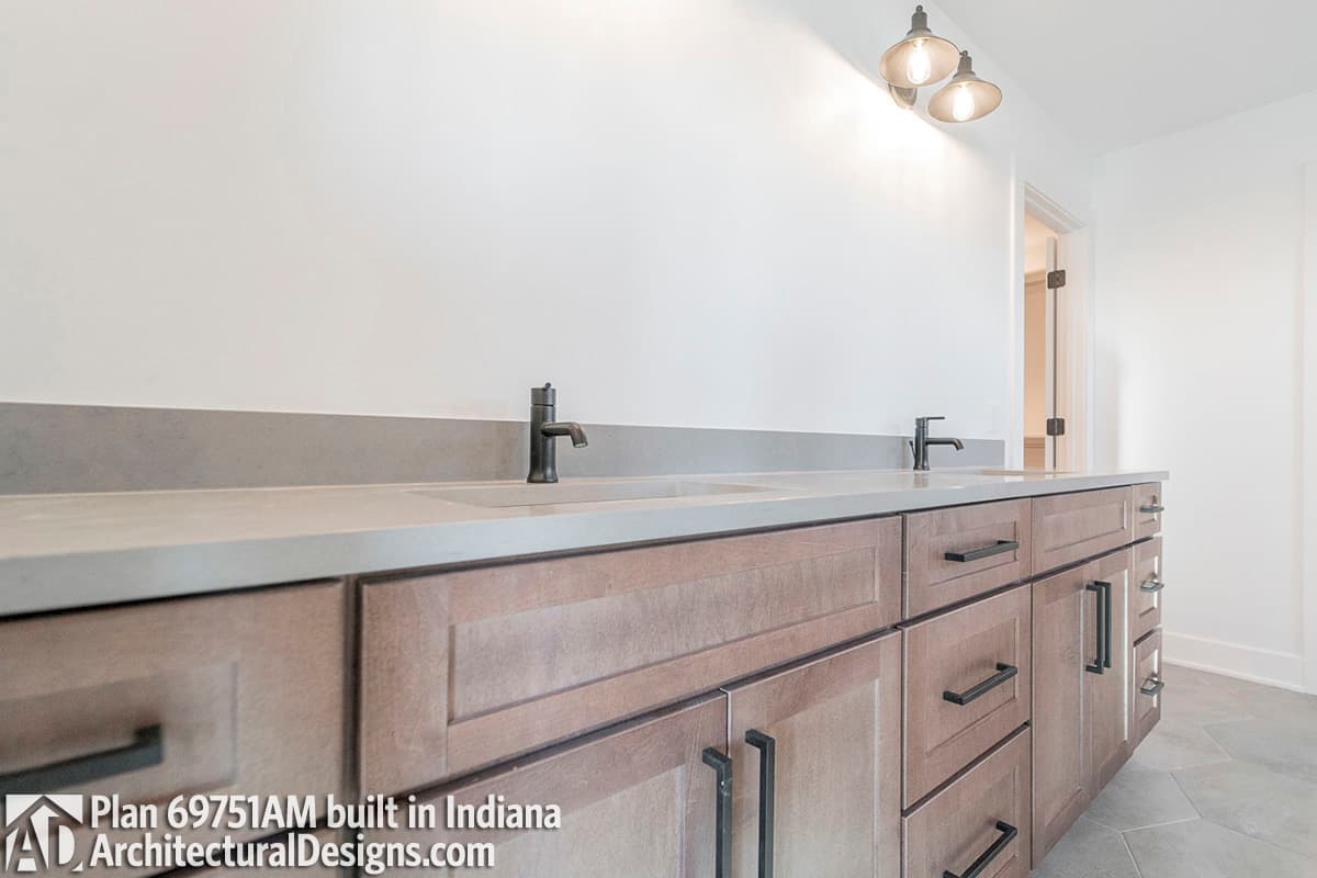 Client Photo id:  416248