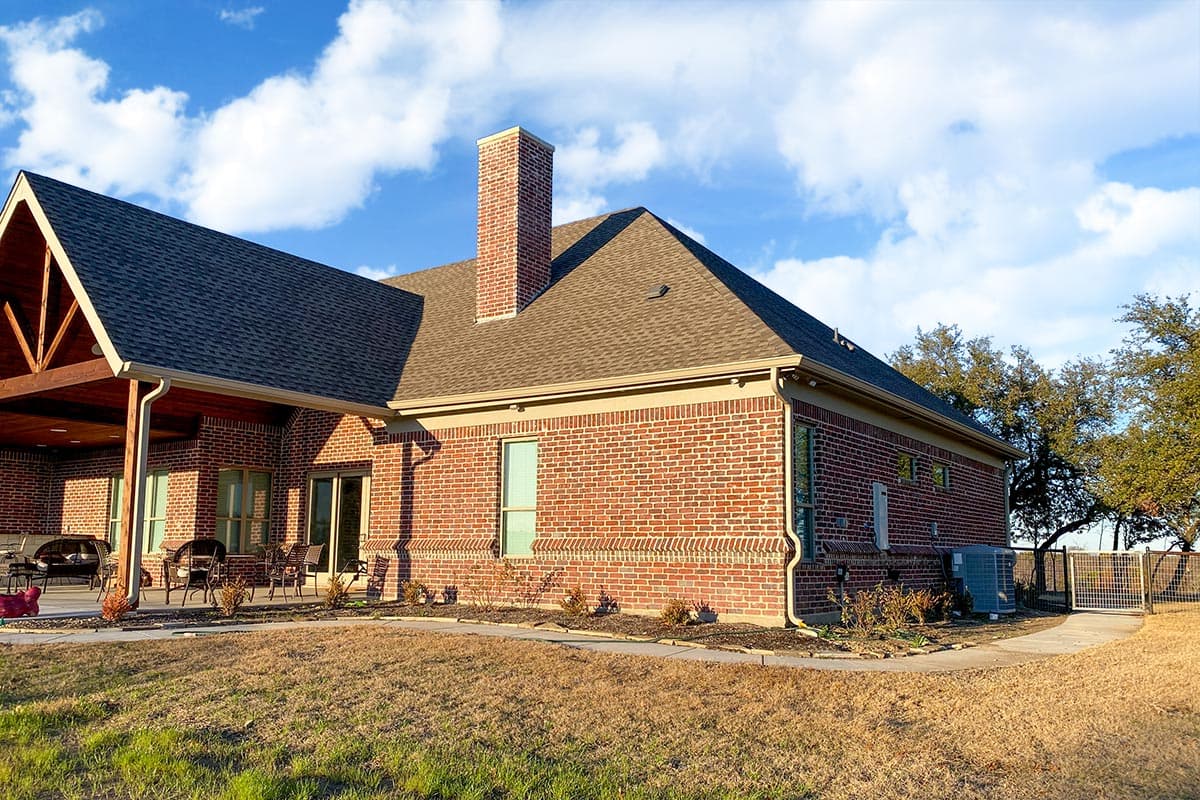 Plan 68646VR: Split-Bedroom House Plan with Open and Beamed Family Room - 3500 Sq Ft - Image #8 - Country, Hill Country, Ranch