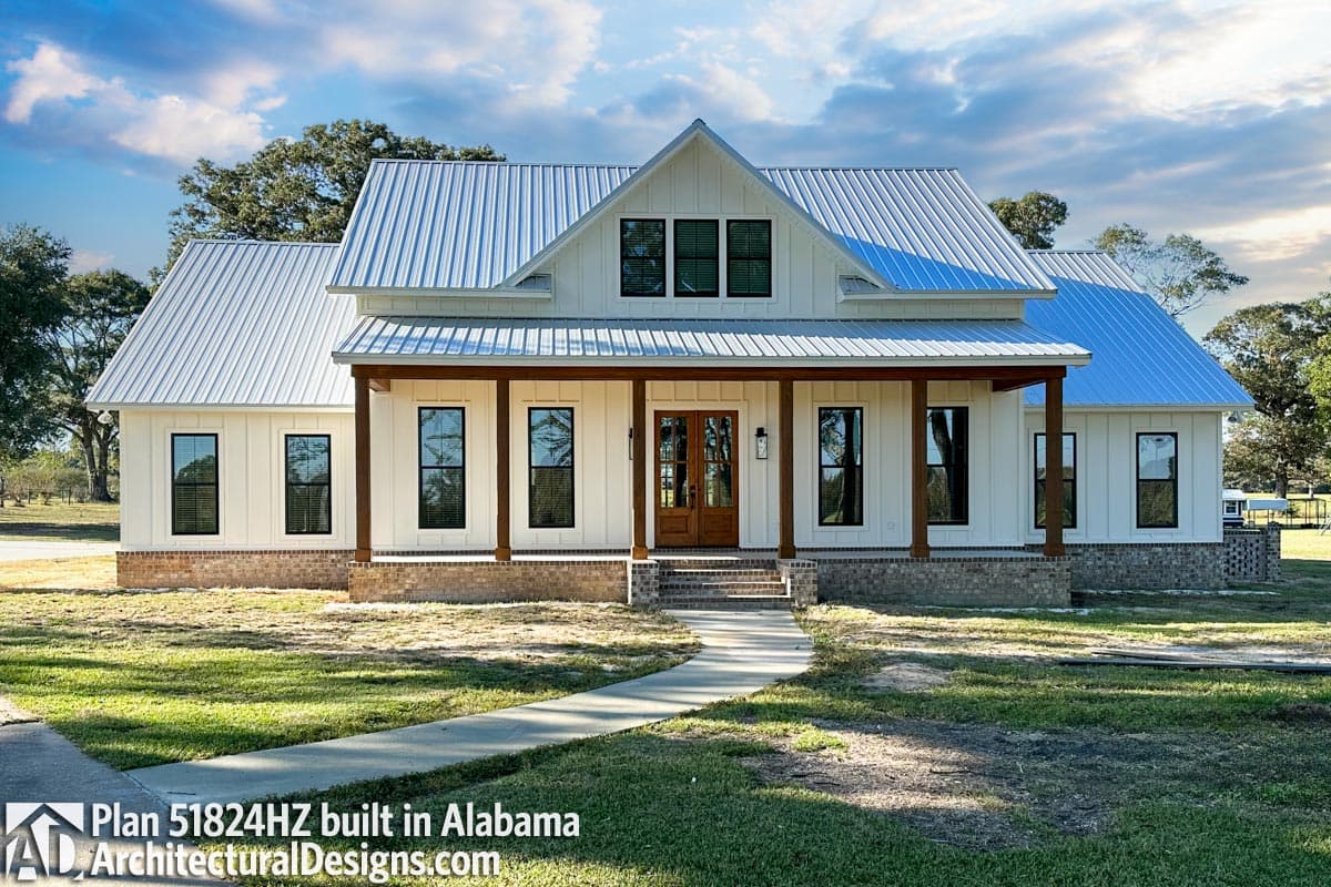 build gallery item - Modern Farmhouse Plan 51824HZ Comes to Life in Alabama, Again!