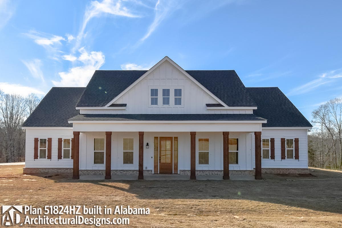 build gallery item - Modern Farmhouse Plan 51824HZ Comes to Life in Alabama
