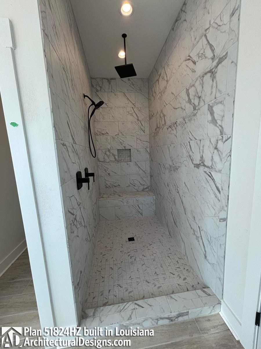 Client Photo id:  494237