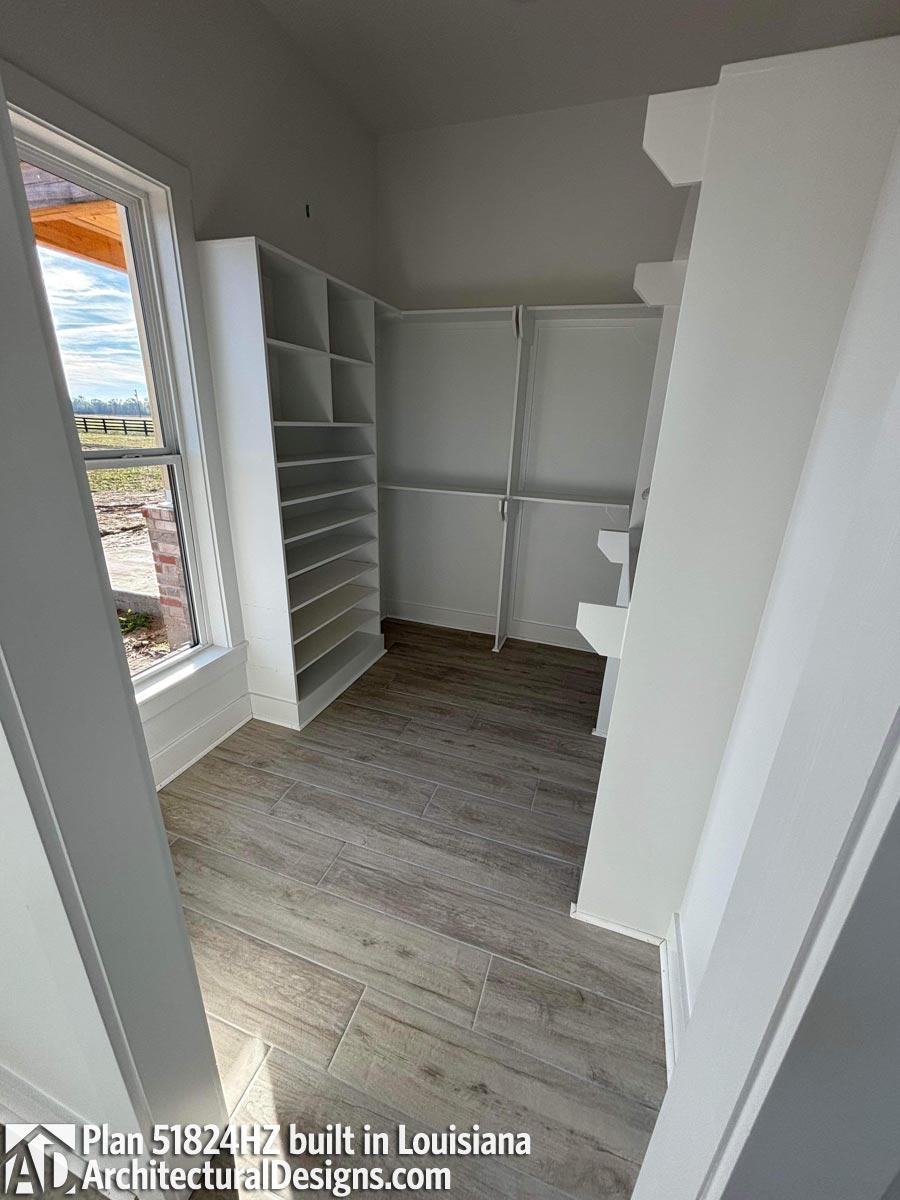 Client Photo id:  494236