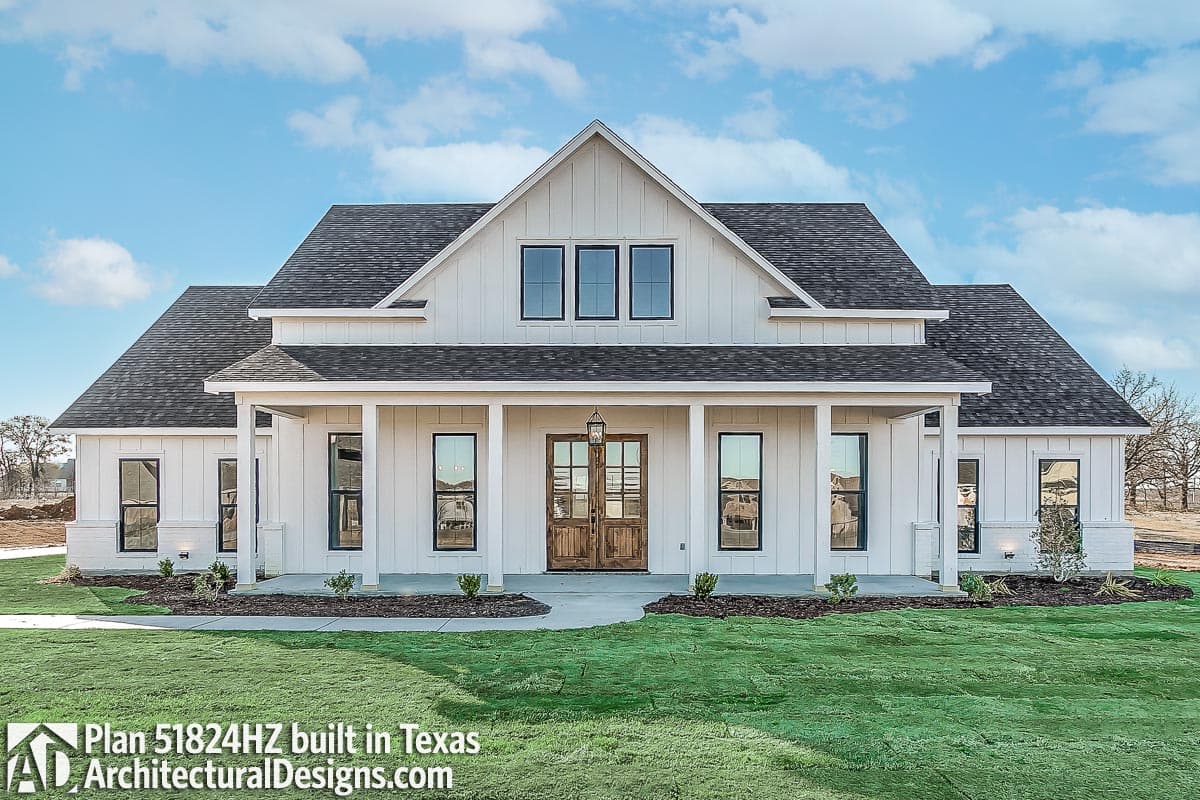build gallery item - Modern Farmhouse Plan 51824HZ Comes to Life in Texas
