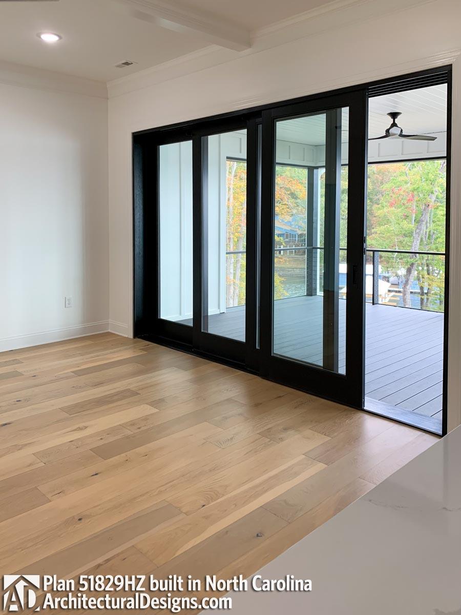 Client Photo id:  390454