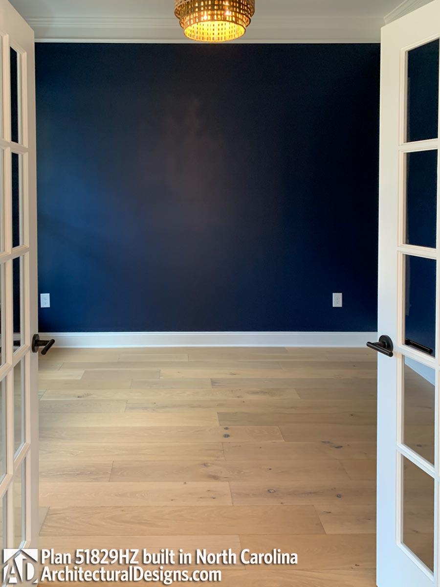 Client Photo id:  390451