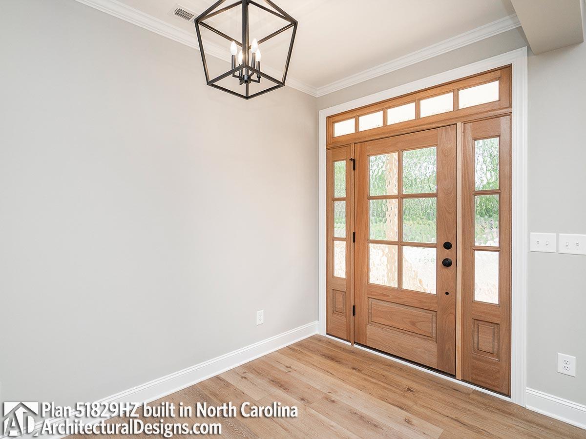 Client Photo id:  385070