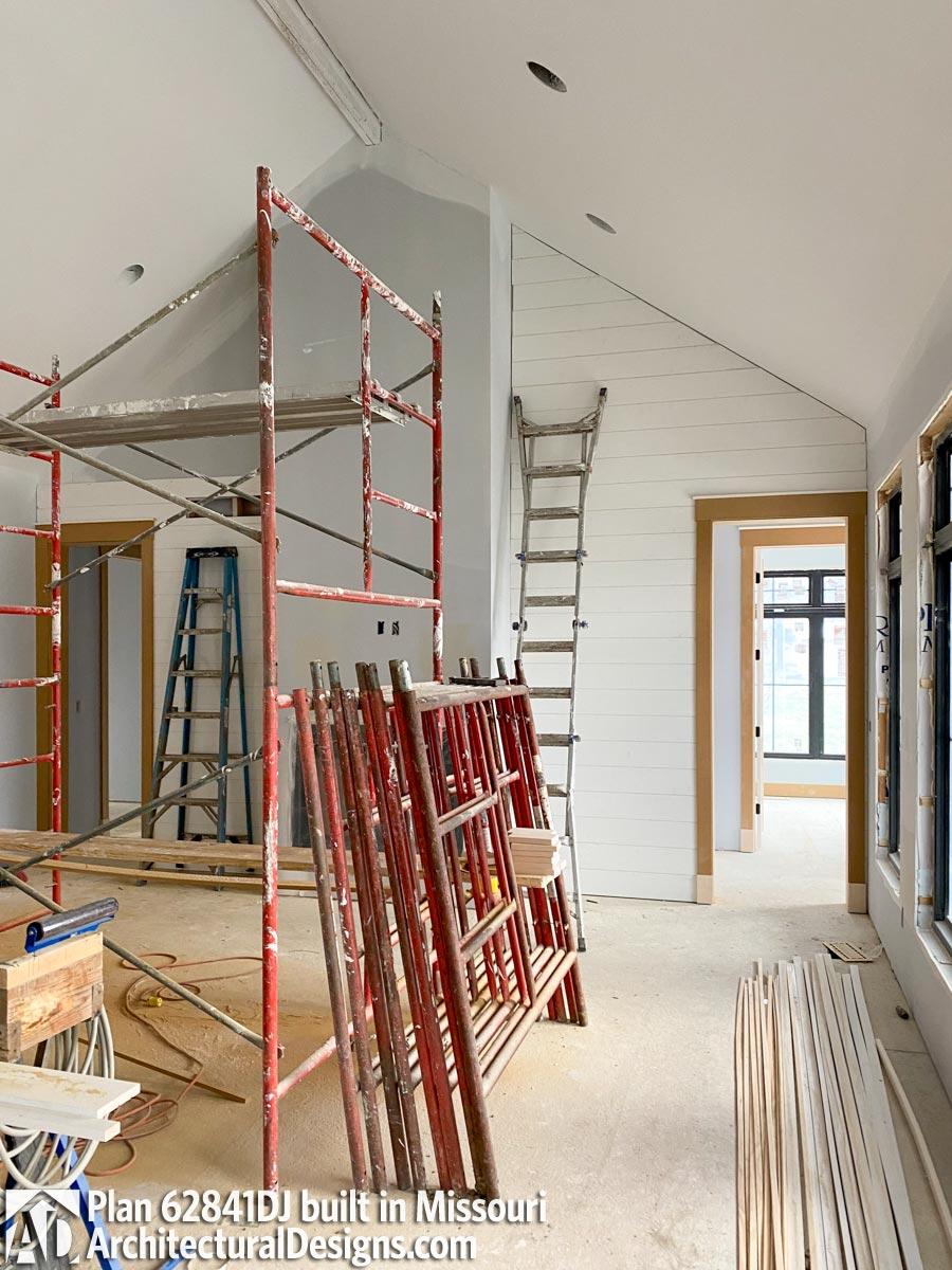 Client Photo id:  367478