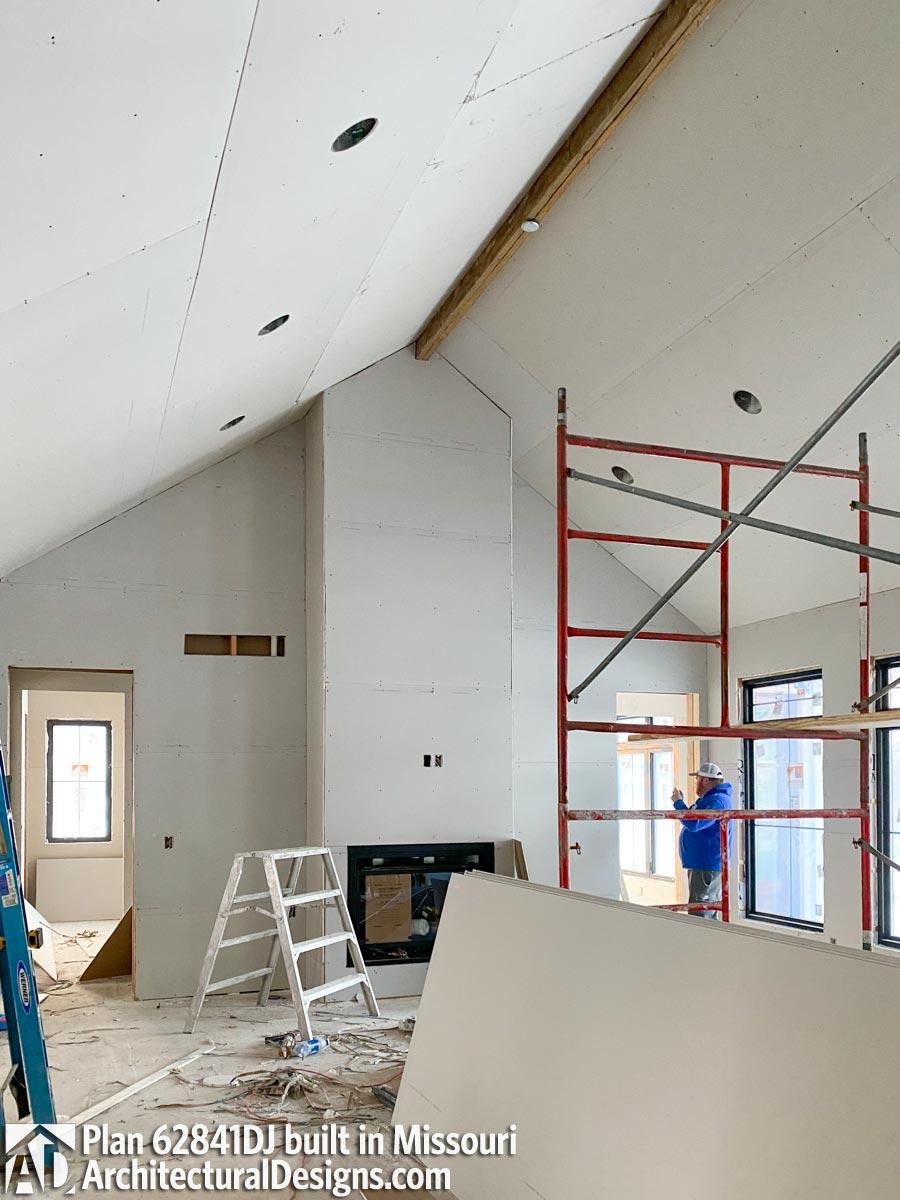 Client Photo id:  367479