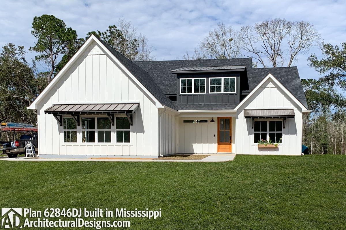 build gallery item - Modern Farmhouse Plan 62846DJ comes to life in Mississippi