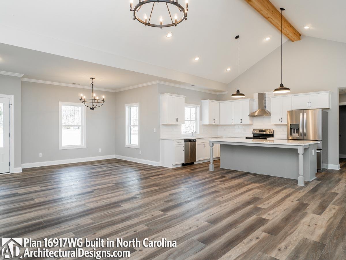 Client Photo id:  403905